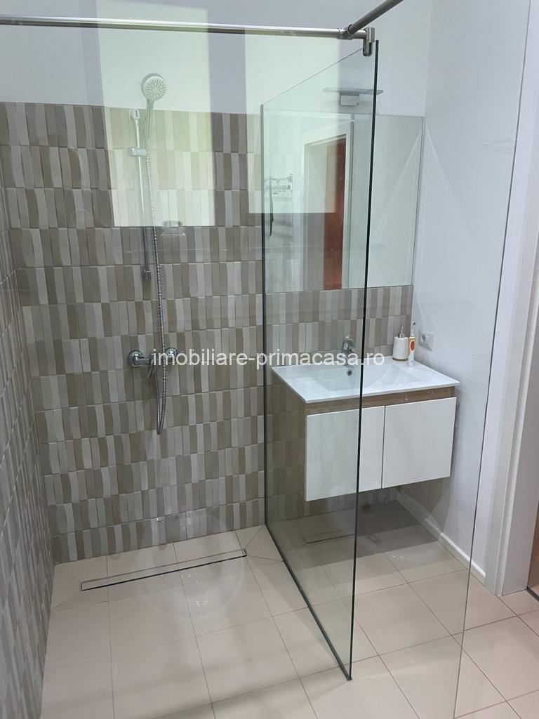 ZONA PARC apartament in VILA cu 3 camere ultrafinisat,panorama super! - imagine 7