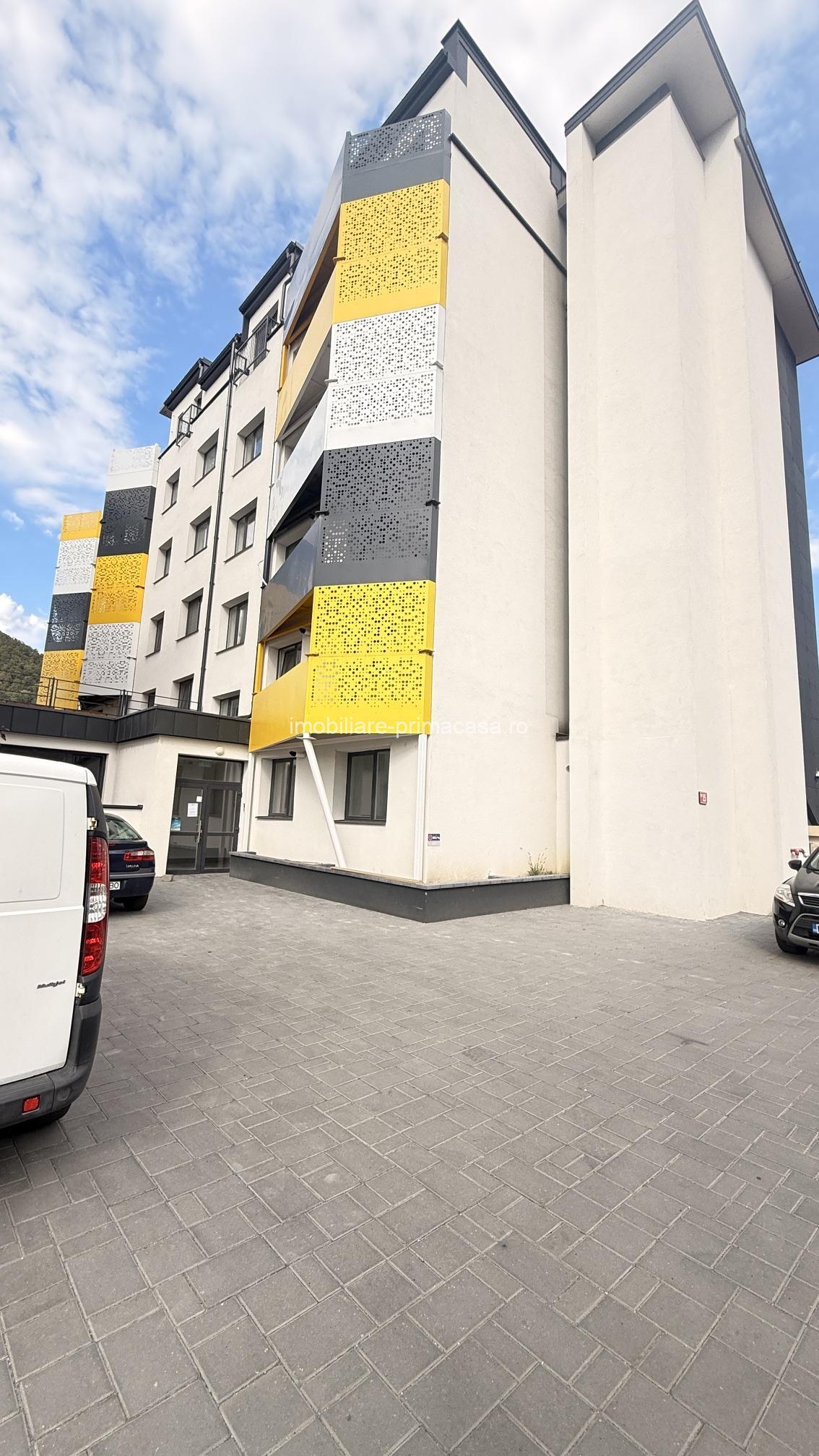 CENTRU VECHI- bloc nou, 3camere -finisat, lift, panorama! - imagine 2