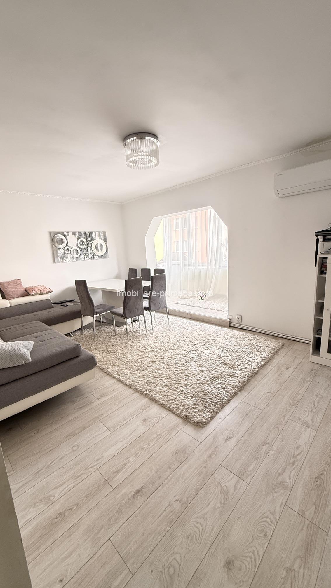 HORTENSIEI -CENTRU -4camere decomandat, mobilat si utilat! - imagine 13