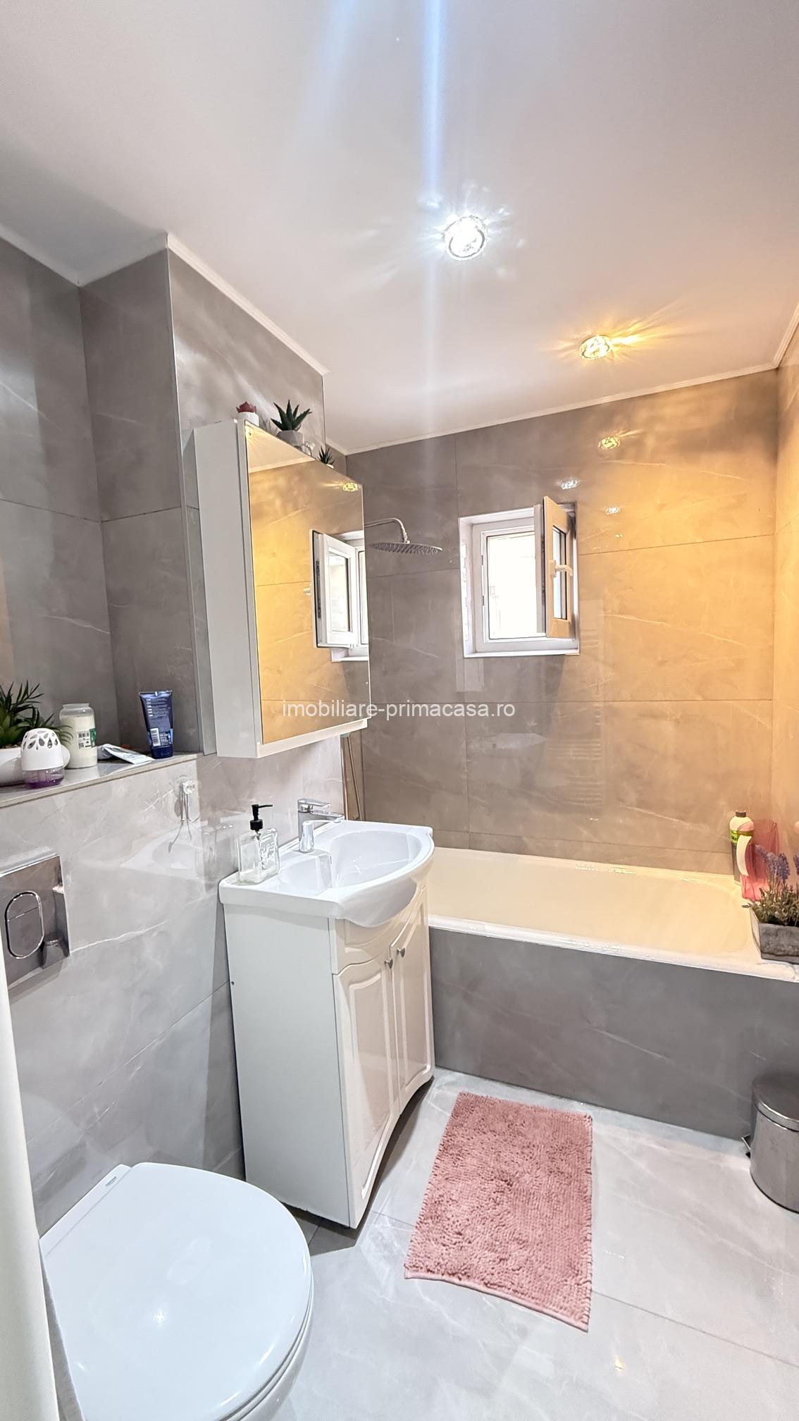 HORTENSIEI -CENTRU -4camere decomandat, mobilat si utilat! - imagine 8
