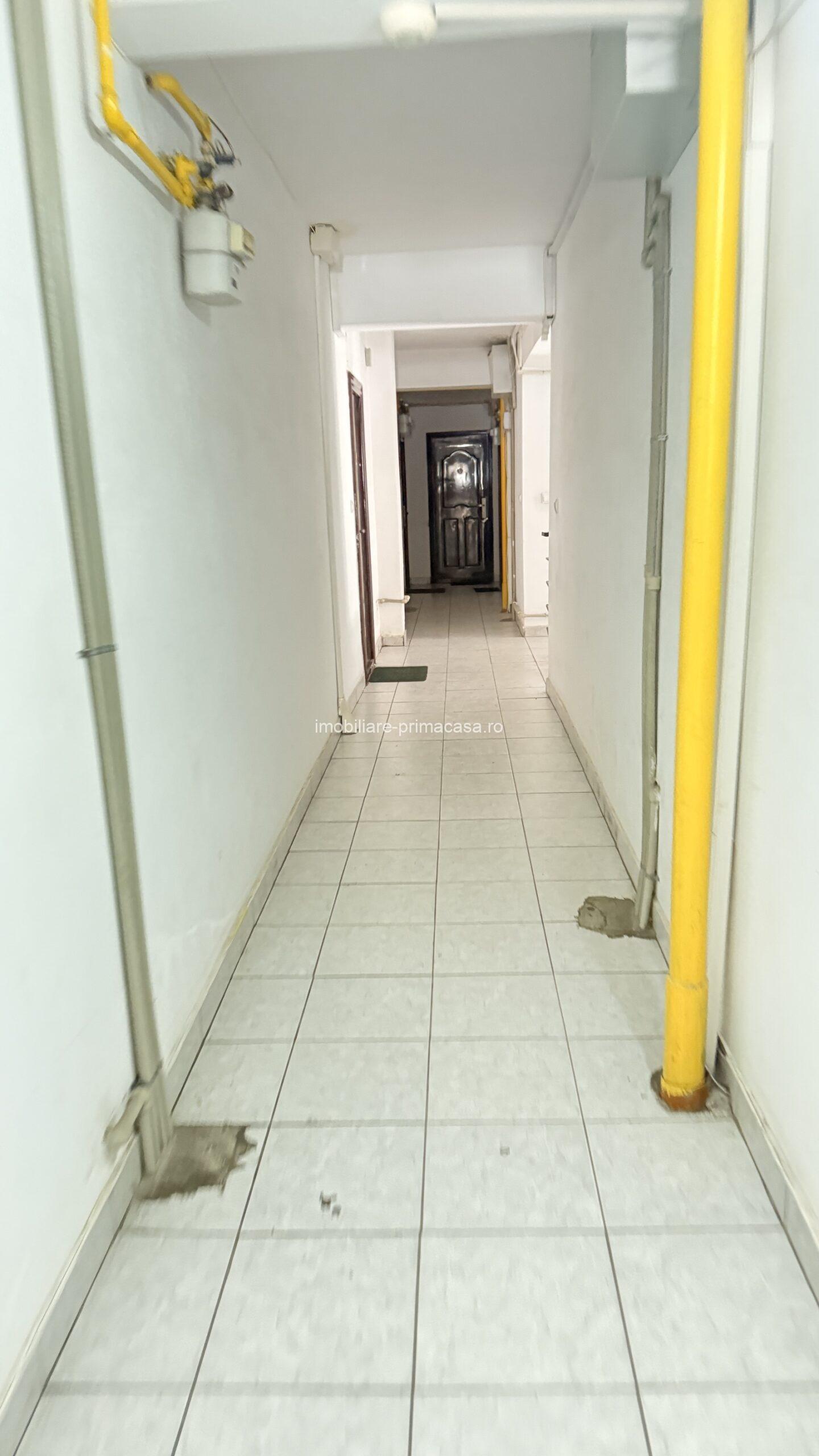 ZONA PRONTO apartament 2 camere decomandate, 60 mp, 2 balcoane - imagine 5