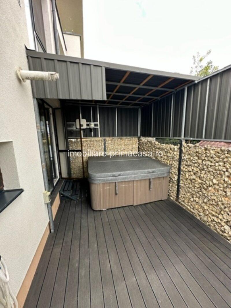 Apartament 2 camere de închiriat, terasă cu jacuzzi,zona Mărul de Aur! - imagine 13